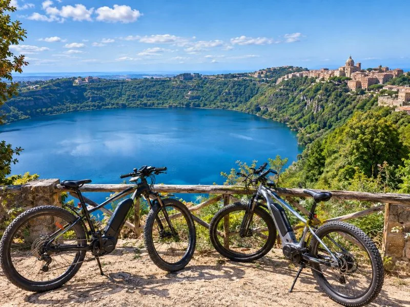By e-bike from the Appian Way to Castel Gandolfo